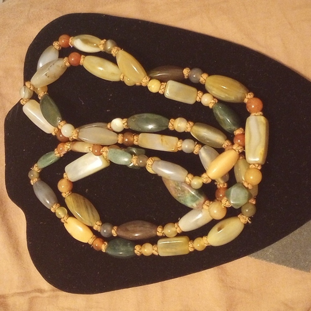 Agate Gemstone Necklace